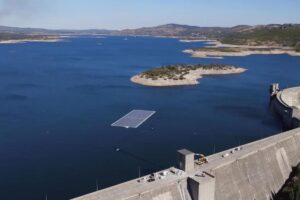 Leveraging Hydropower Plants With Solar Energy?